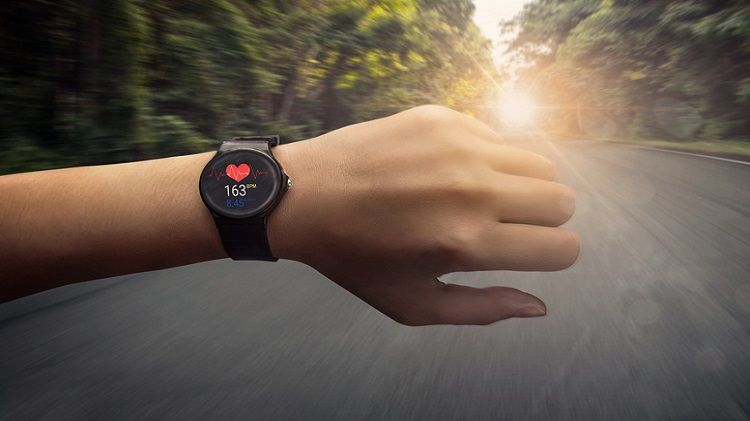 Smart Watch with Heart Monitor